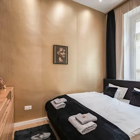 Broadway Apartament *