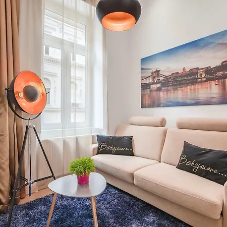 Apartment Broadway *